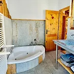 Chasa Engadina شقة *