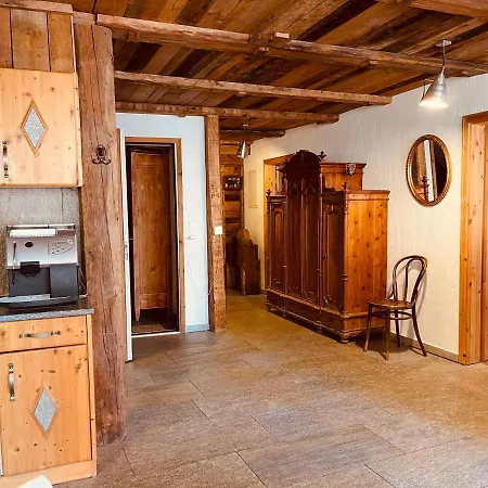 Apartment Chasa Engadina Sent