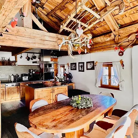 Chasa Engadina Apartment
