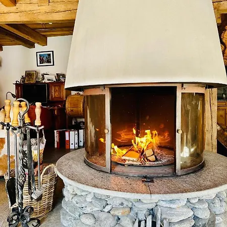 Chasa Engadina Lägenhet *