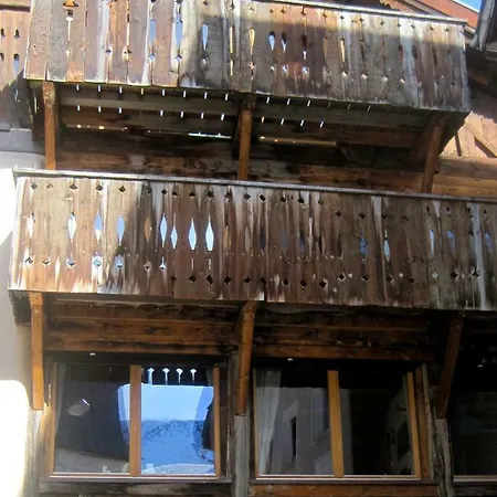 Chasa Engadina Apartment Sent