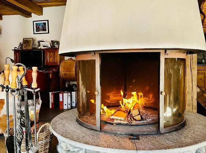 Chasa Engadina アパート *